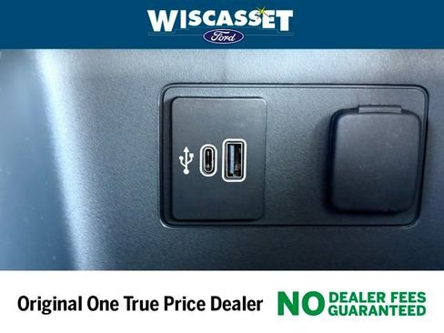 New 2026 Ford Explorer Active w/ Active Comfort Package image 17