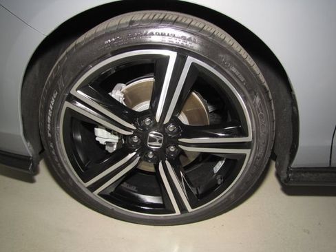 Used 2023 Honda Accord Sport image 26