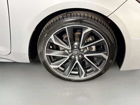Used 2020 Toyota Corolla SE FWD image 31
