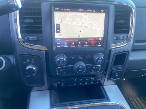 Used 2018 RAM 2500 Laramie w/ Sport Appearance Group AWD/4WD image 15
