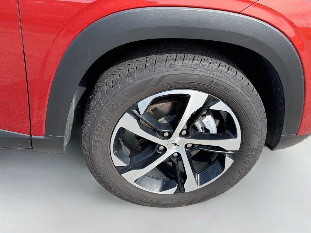 Used 2024 Chevrolet Trax RS w/ Driver Confidence Package FWD image 10