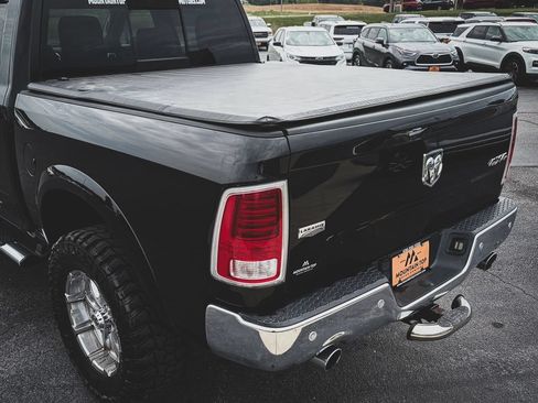 Used 2016 RAM 1500 Laramie w/ Convenience Group AWD/4WD image 24