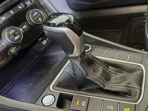 Used 2024 Volkswagen Jetta SEL image 19