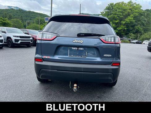 Used 2019 Jeep Cherokee Latitude w/ Popular Appearance Group FWD image 6