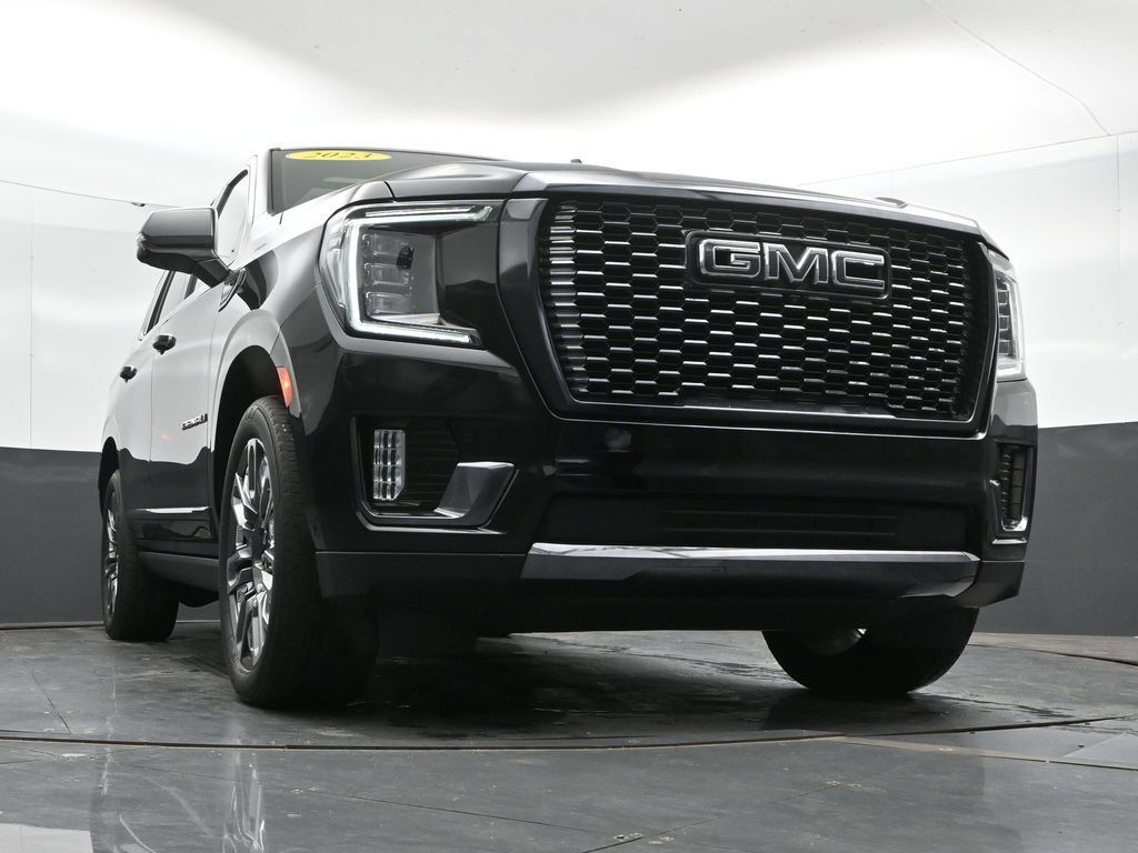 Used 2023 GMC Yukon Denali Ultimate w/ LPO, Floor Liner Package AWD/4WD image 45