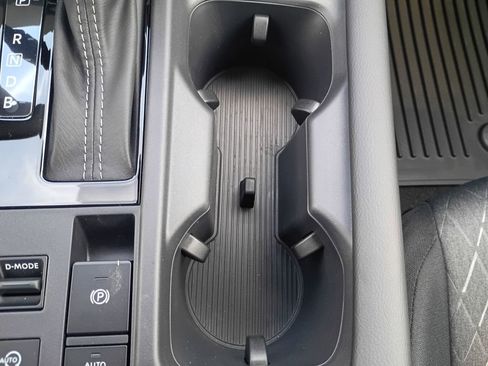 New 2026 Nissan Sentra SV w/ SV Convenience Package FWD image 19