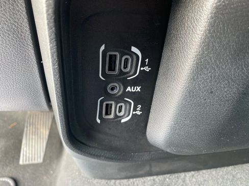 Used 2020 RAM 1500 Big Horn AWD/4WD image 21