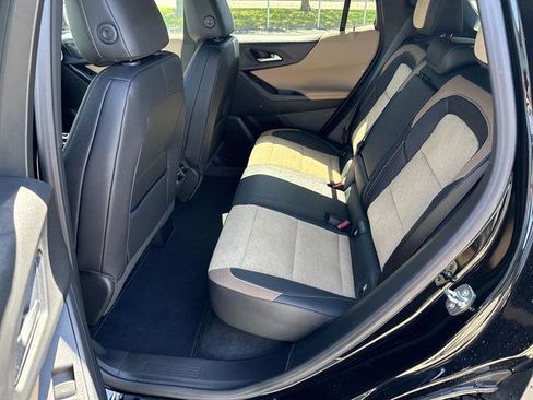 Used 2025 Chevrolet Equinox ACTIV w/ Safety and Technology Package AWD/4WD image 26