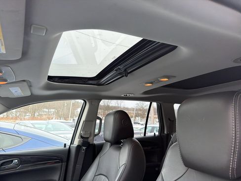 Used 2016 Buick Enclave Leather w/ Enclave Tuscan Edition image 20