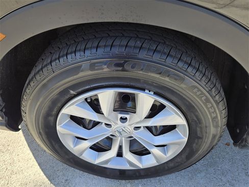 Certified 2025 Honda CR-V LX image 10