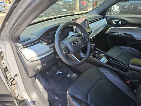 Certified 2023 Jeep Compass Limited image 15