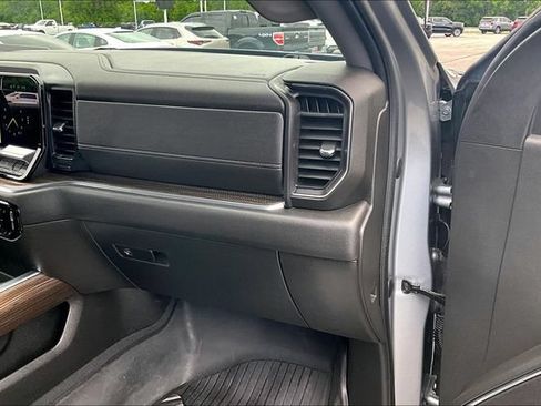 Used 2023 Chevrolet Silverado 1500 RST w/ Convenience Package II AWD/4WD image 27