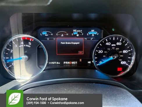 Used 2017 Ford F250 Lariat w/ Lariat Value Package AWD/4WD image 25
