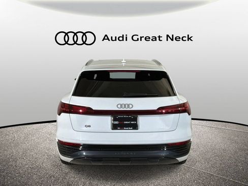 Used 2024 Audi Q8 e-tron Premium Plus w/ Premium Plus Package AWD/4WD image 20