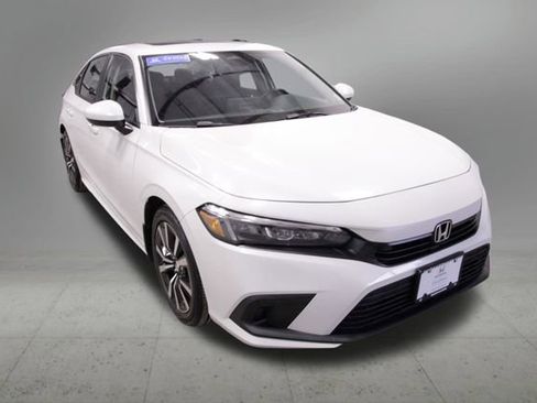 Certified 2023 Honda Civic EX image 9