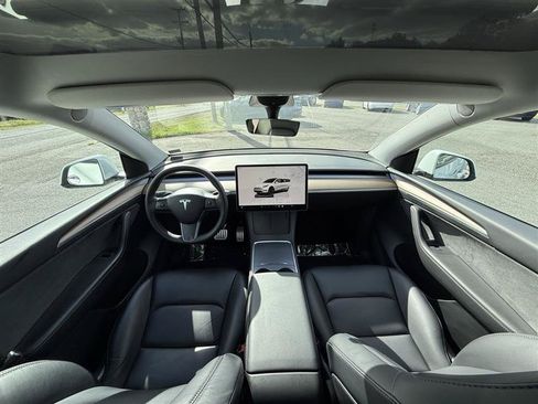 Used 2023 Tesla Model Y Performance AWD/4WD image 12