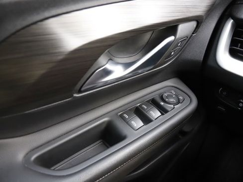 Used 2022 GMC Terrain SLE w/ Driver Convenience Package image 19