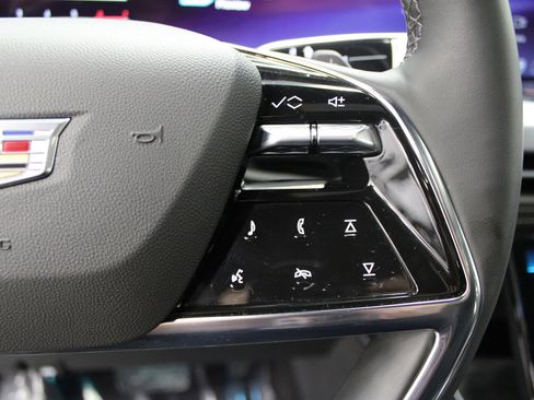 Certified 2025 Cadillac Escalade Sport w/ Touring Package image 27