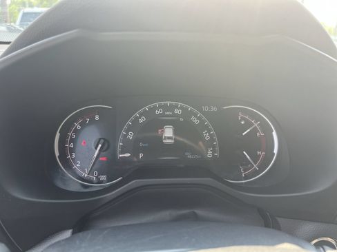 Used 2025 Toyota RAV4 XLE FWD image 21