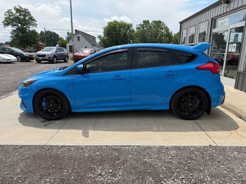 Used 2017 Ford Focus RS AWD/4WD image 6