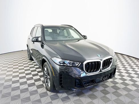 Used 2025 BMW X5 M60i image 2
