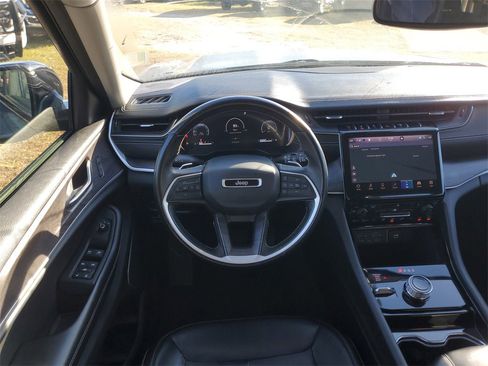 Used 2021 Jeep Grand Cherokee L Limited image 29