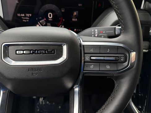 Used 2025 GMC Yukon XL Denali AWD/4WD image 27
