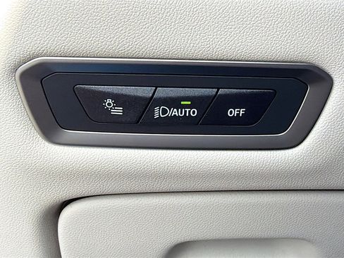 New 2026 BMW X7 M60i image 37