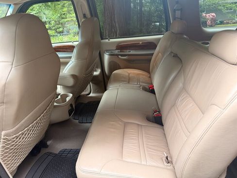 Used 2000 Ford Excursion Limited AWD/4WD image 9