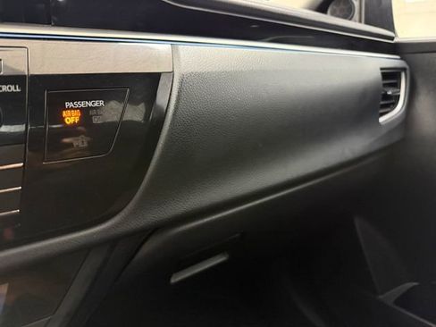Used 2014 Toyota Corolla S FWD image 23