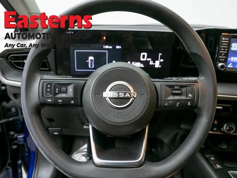 Used 2025 Nissan Kicks S AWD/4WD image 10