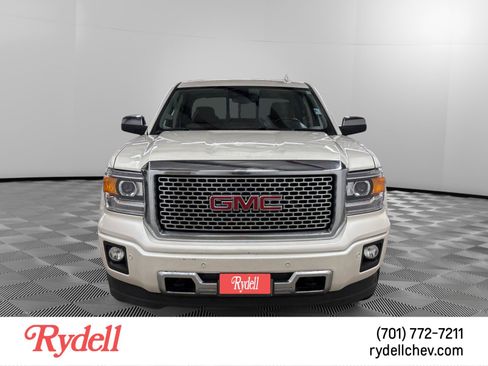 Used 2015 GMC Sierra 1500 Denali w/ Driver Alert Package image 8