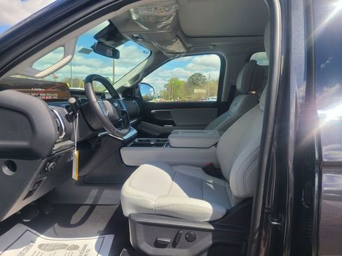 New 2026 Ford Expedition Platinum w/ Driver's Package image 3