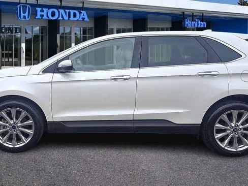 Used 2018 Ford Edge Titanium w/ Equipment Group 301A AWD/4WD image 5