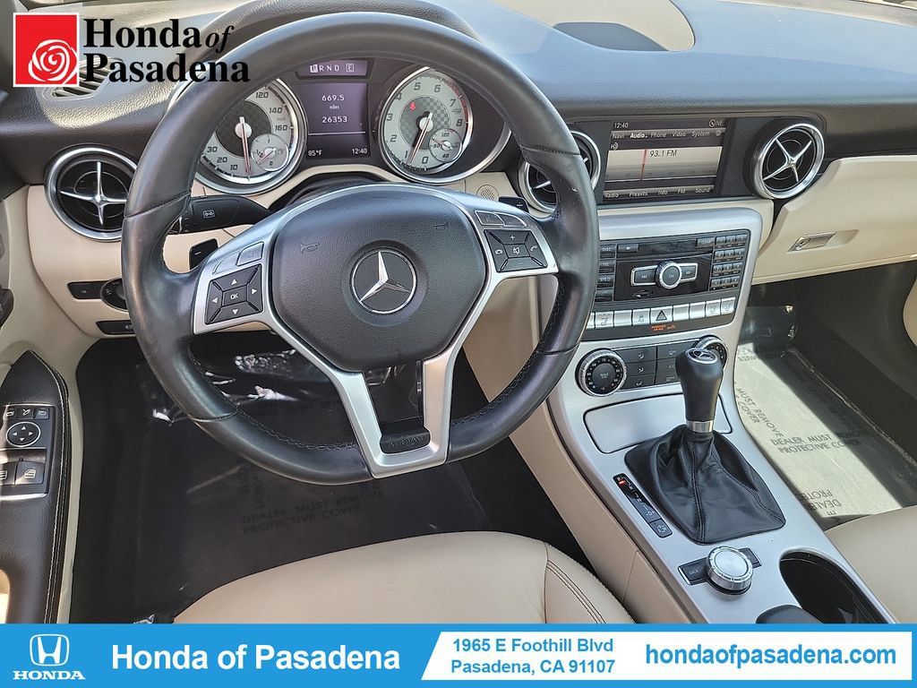 Used 2013 Mercedes-Benz SLK 250 image 10