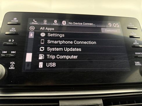 Used 2018 Honda Accord Sport image 40