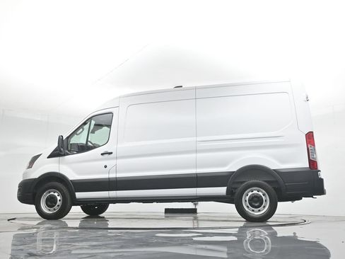 New 2026 Ford Transit 250 148 Medium Roof w/ Load Area Protection Package image 54