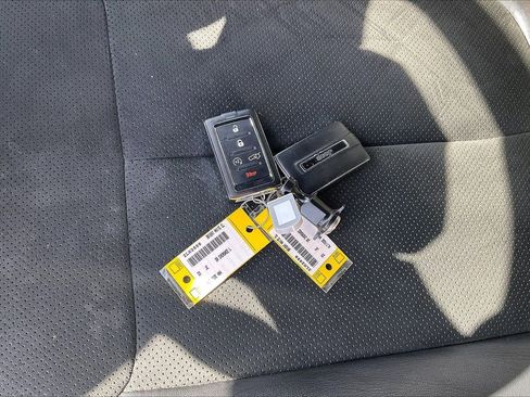 Certified 2023 Jeep Grand Cherokee L Laredo image 34