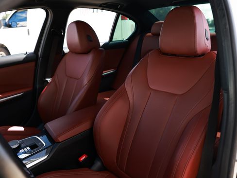 Used 2025 BMW M340i w/ Premium Package RWD image 10