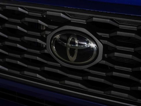 Certified 2023 Toyota Tacoma TRD Sport w/ Black Out Package (TMS) AWD/4WD image 6