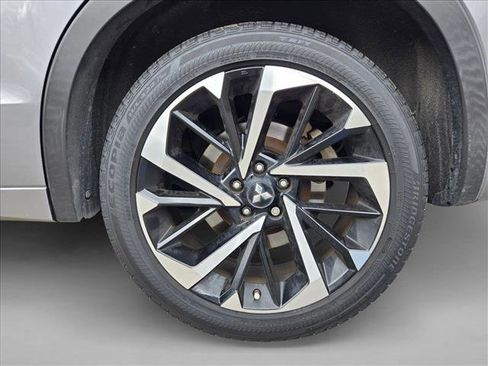 Used 2022 Mitsubishi Outlander SEL image 17