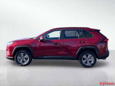 Certified 2025 Toyota RAV4 XLE AWD/4WD image 4