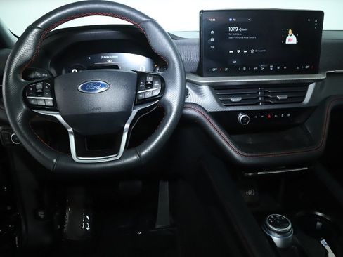 Used 2025 Ford Explorer ST-Line AWD/4WD image 30
