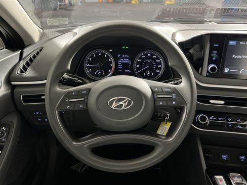 Used 2021 Hyundai Sonata SE image 16
