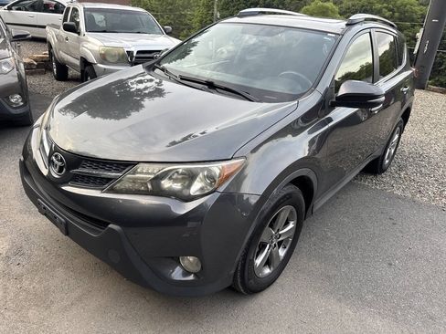 Used 2015 Toyota RAV4 XLE AWD/4WD image 11