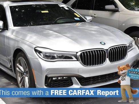 Used 2019 BMW 750i xDrive w/ M Sport Package AWD/4WD image 2