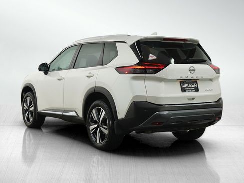Used 2023 Nissan Rogue SL w/ SL Premium Package AWD/4WD image 3