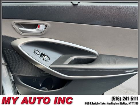 Used 2015 Hyundai Santa Fe GLS w/ Option Group 03 AWD/4WD image 32