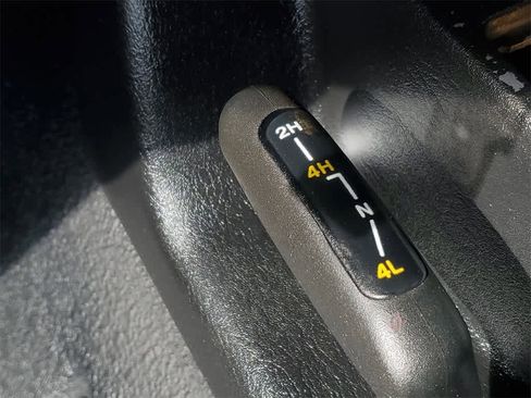 Used 1998 Jeep Wrangler Sport image 28