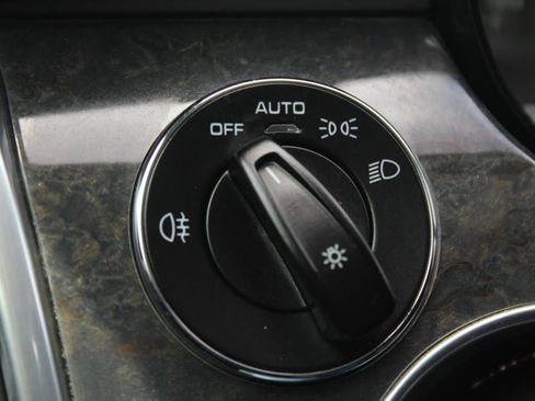 Used 2013 Porsche Panamera GTS image 18